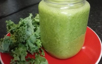 Curly Kale & Banana Smoothie